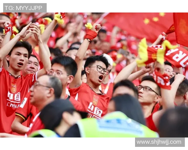 国足新篇章：年轻力量崛起，足球梦启航！